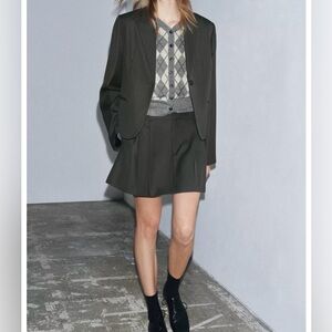 NWT Zara Pleated Short Skirt